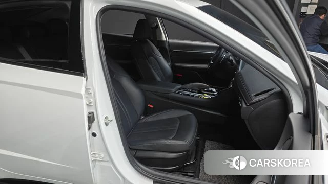 Hyundai Sonata (DN8) 2022 Белый из Кореи, фото 3