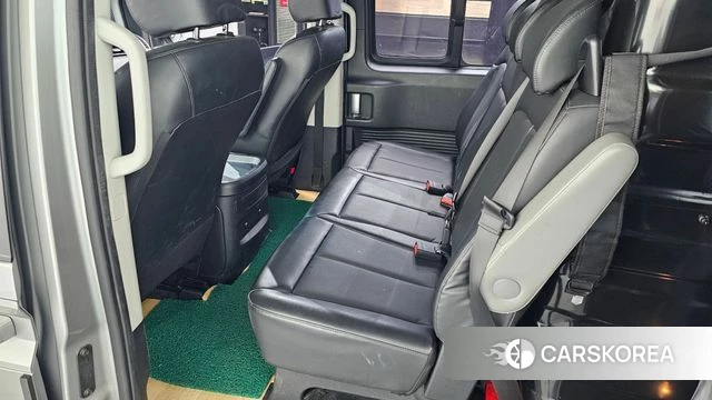 Hyundai Staria 2021 Серебряный из Кореи, фото 3