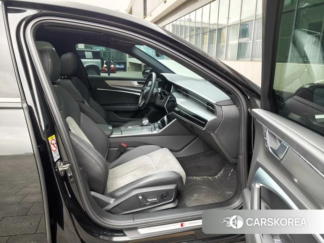 Audi A6L 2025 Черный из Китая, фото 3
