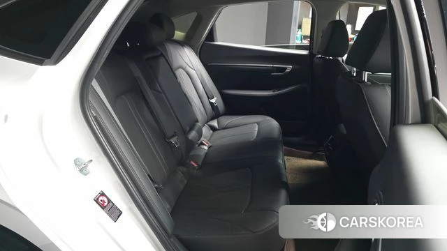 Hyundai Sonata (DN8) 2022 Белый из Кореи, фото 3