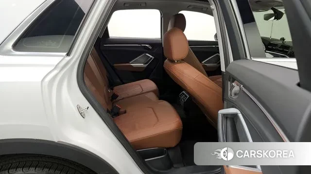 Audi Q3 (F3) 2020 Белый из Кореи, фото 3