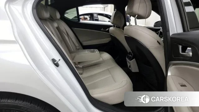 Genesis The New G70 2021 Белый из Кореи, фото 3