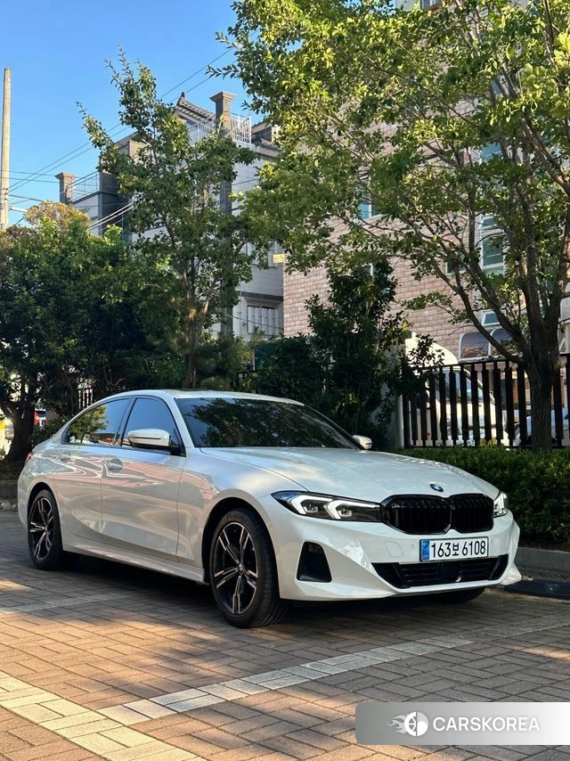 BMW 3 Series (G20) 2023 Белый из Кореи, фото 3