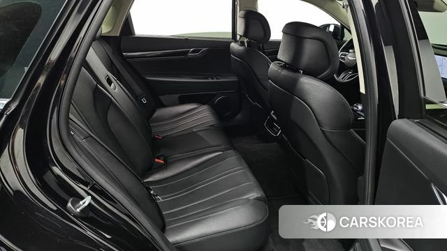 Genesis G80 (RG3) 2024 Черный из Кореи, фото 3