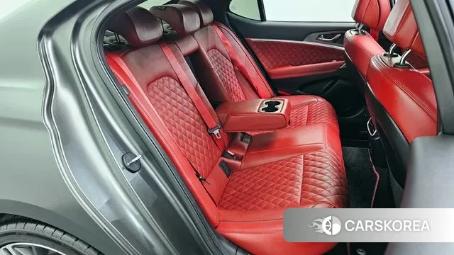 Genesis The New G70 2023 Серый из Кореи, фото 3