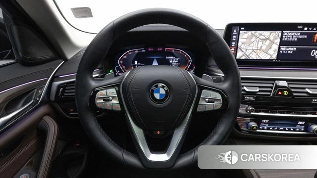 BMW 5 Series (G30) 2022 Черный из Кореи, фото 3