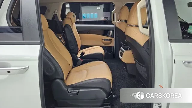 Kia Carnival 4th generation 2023 Белый из Кореи, фото 3