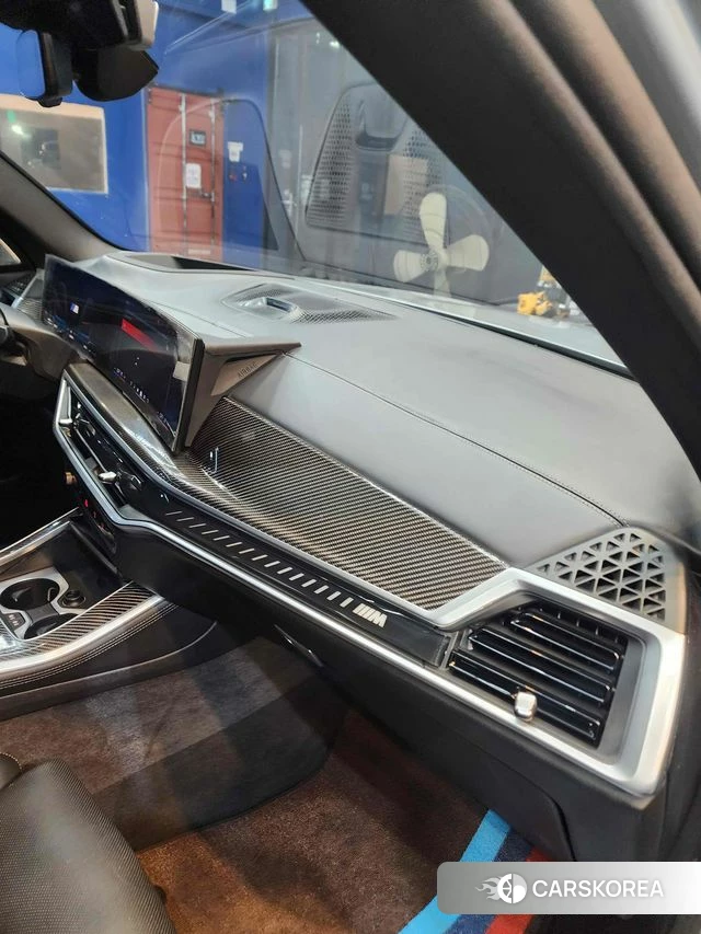 BMW X5 (G05) 2024 Серебристо-серый из Кореи, фото 3
