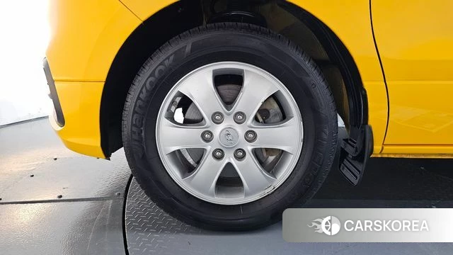 Hyundai The New Grand Starex 2019 Желтый из Кореи, фото 3
