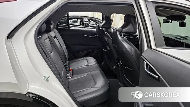 Kia Di Ol Nu Niro 2022 Белый из Кореи, фото 3