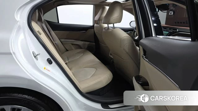 Toyota Camry (XV70) 2018 Белый из Кореи, фото 3