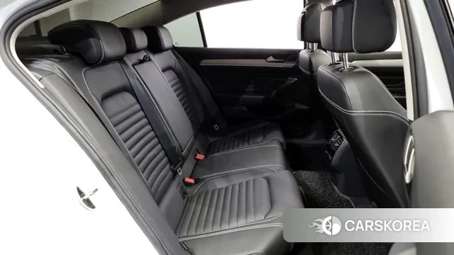 Volkswagen Passat GT (B8) 2021 Белый из Кореи, фото 3