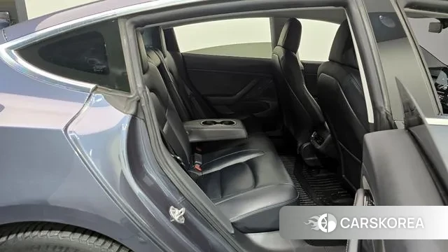 Tesla Model 3 2020 Серый из Кореи, фото 3