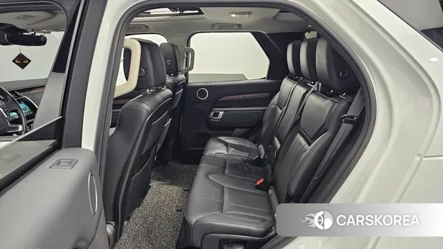 Land Rover Discovery 5 2018 Белый из Кореи, фото 3