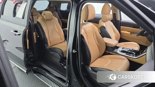 Kia Carnival 4th generation 2022 Черный из Кореи, фото 3