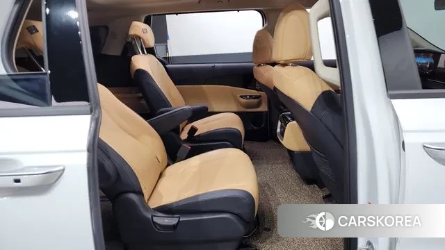Kia Carnival 4th generation 2023 Белый из Кореи, фото 3