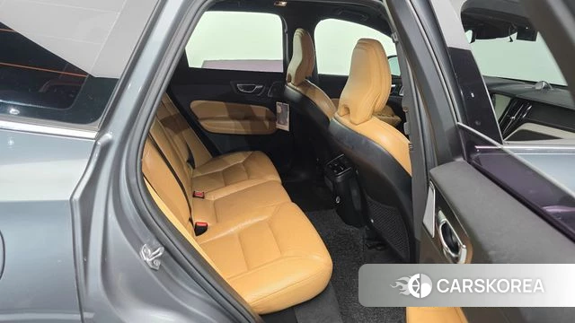 Volvo XC60 second Generation 2020 Серый из Кореи, фото 3