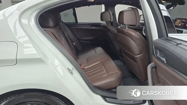 BMW 5 Series (G30) 2022 Белый из Кореи, фото 3