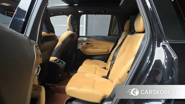 Volvo XC90 second Generation 2019 Черный из Кореи, фото 3