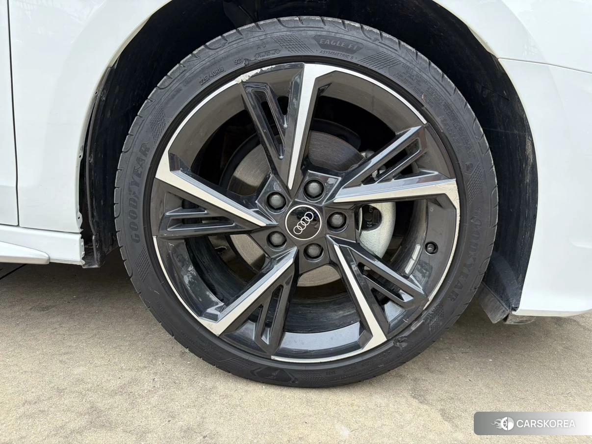 Audi A3 2022 Белый из Китая, фото 3