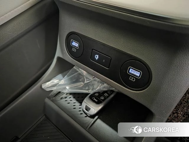 Hyundai Ionic 5 2022 Белый из Кореи, фото 3