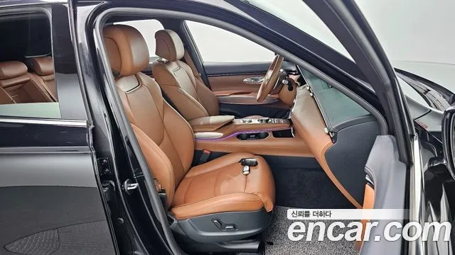 Genesis GV70 2023 Черный из Кореи, фото 3