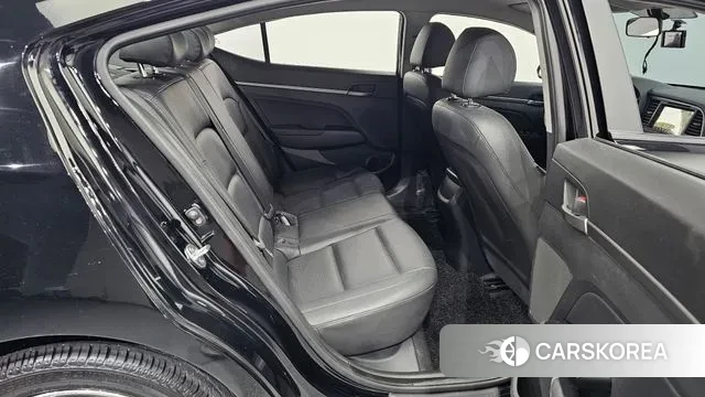 Hyundai Avante AD 2018 Черный из Кореи, фото 3