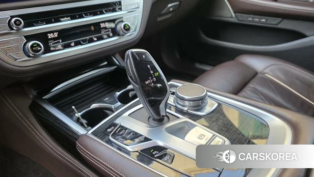 BMW 7 series 2020 Черный из Китая, фото 3