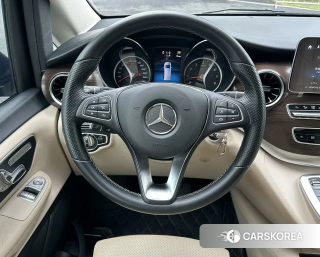 Mercedes-Benz V-class 2024 Черный из Китая, фото 3