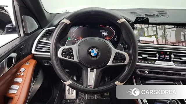 BMW X7 (G07) 2021 Белый из Кореи, фото 3