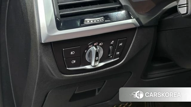 BMW X3 (G01) 2021 Черный из Кореи, фото 3