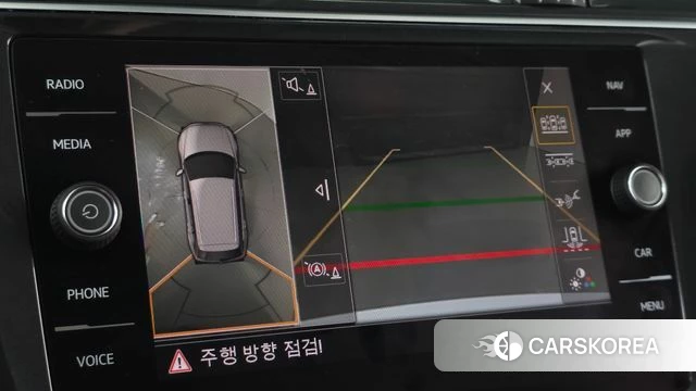 Volkswagen Tiguan second Generation 2018 Белый из Кореи, фото 3