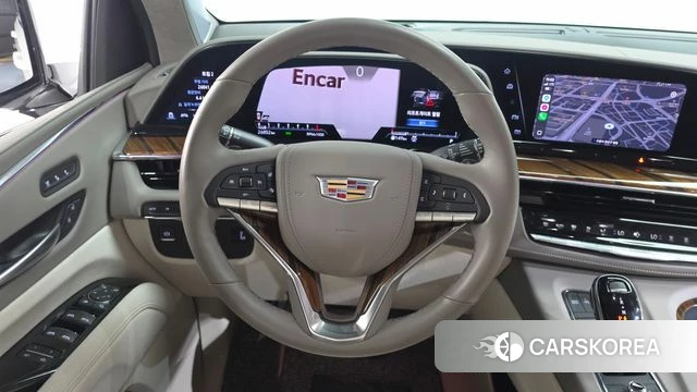 Cadillac Escalade 5th Generation 2023 Белый из Кореи, фото 3