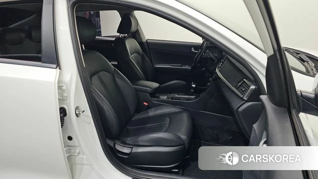 Kia The New K5 2nd generation 2019 Белый из Кореи, фото 3