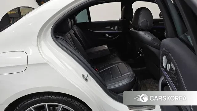 Mercedes-Benz E-Class W213 2020 Белый из Кореи, фото 3