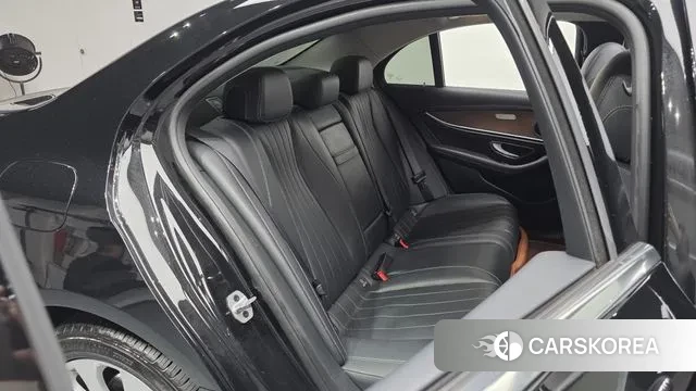 Mercedes-Benz E-Class W213 2019 Черный из Кореи, фото 3