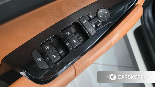 Kia Sportage 5th Generation Hybrid 2023 Белый из Кореи, фото 3