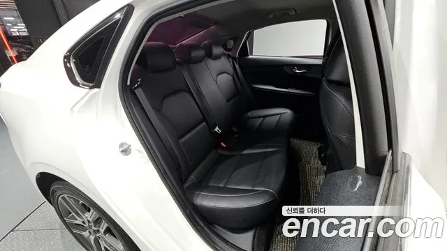 Kia Come New K3 id 2681363 из Кореи 3