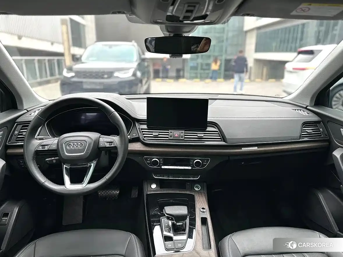 Audi Q5L 2024 Черный из Китая, фото 3