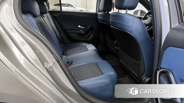 Mercedes-Benz A-Class W177 2019 Песочный из Кореи, фото 3