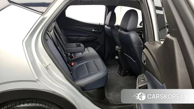 Chevrolet (GM Daewoo) Bolt EUV 2022 Серебряный из Кореи, фото 3