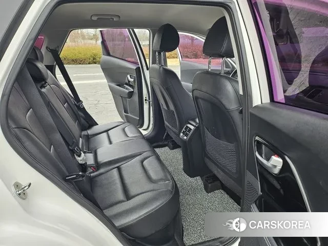 Kia Niro 2018 Белый из Кореи, фото 3