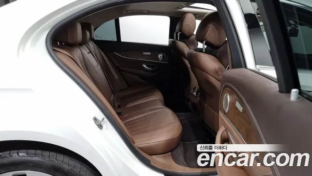 Mercedes-Benz E-Class W213 id 2808079 из Кореи 3