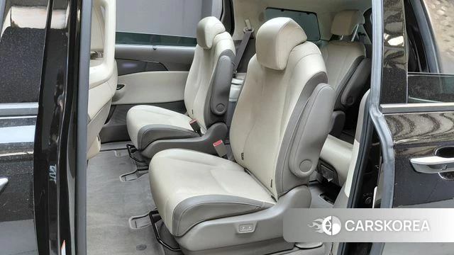 Kia Carnival 4th generation 2022 Черный из Кореи, фото 3