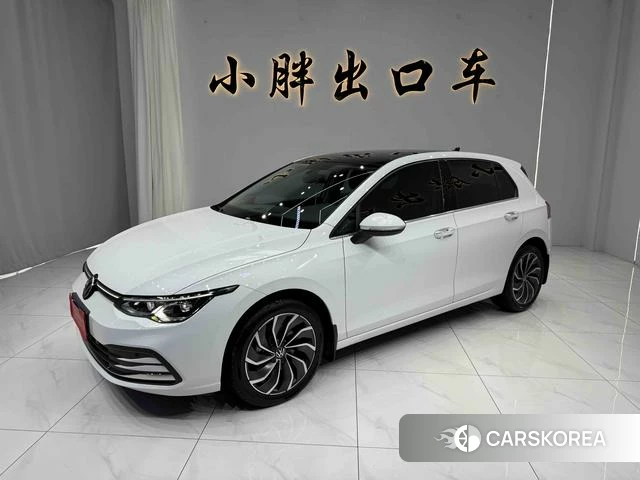Volkswagen Golf 2023 Белый из Китая, фото 3