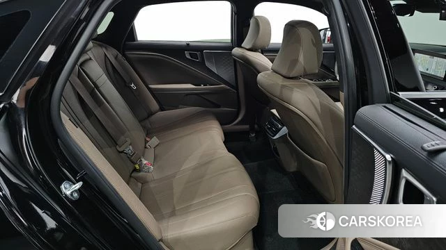 Kia K8 Hybrid 2023 Черный из Кореи, фото 3