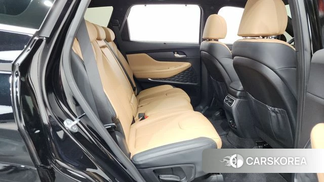 Hyundai The New Santa Fe 2023 Черный из Кореи, фото 3