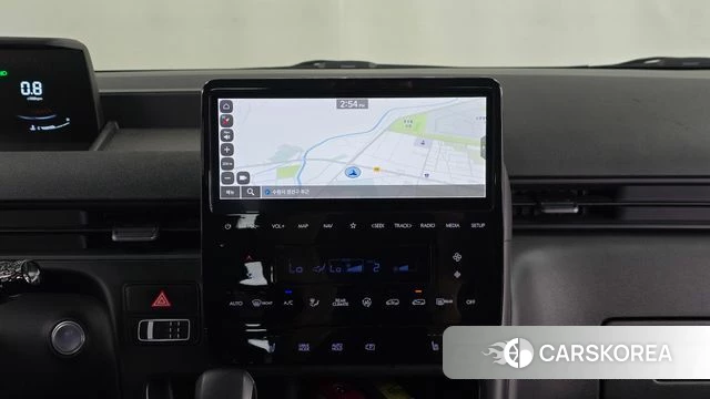 Hyundai Staria 2023 Серебристо-серый из Кореи, фото 3