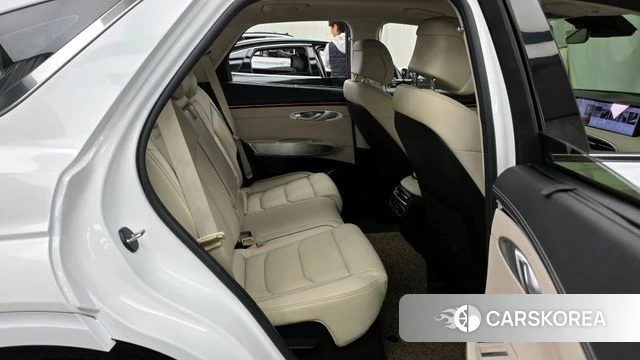 Genesis GV70 2024 Белый из Кореи, фото 3