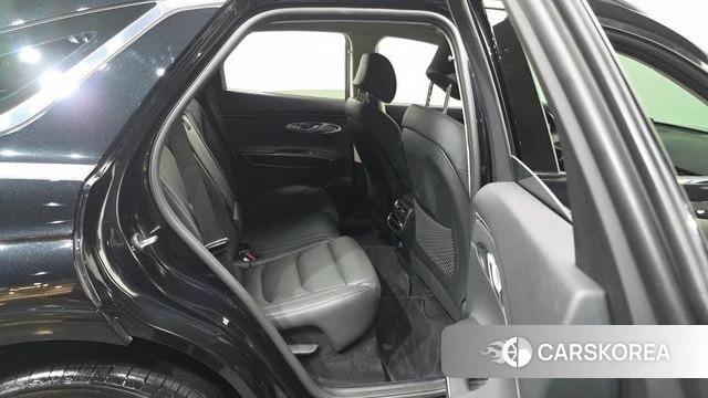 Genesis GV70 2021 Черный из Кореи, фото 3